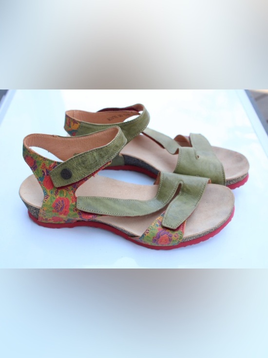 Think! Dumia sandals main image 5